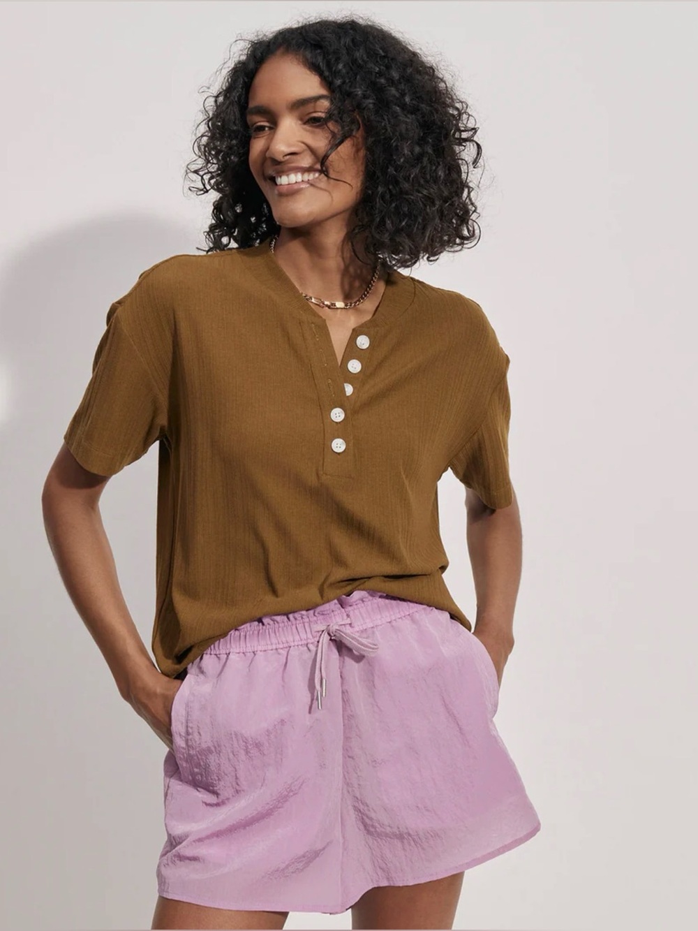 Varley Kasey Mock Placket Rib Tee - Military Olive